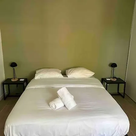L' Indus Saint Cyprien - T3 - Metro - 4 A 8 Pers Apartment *